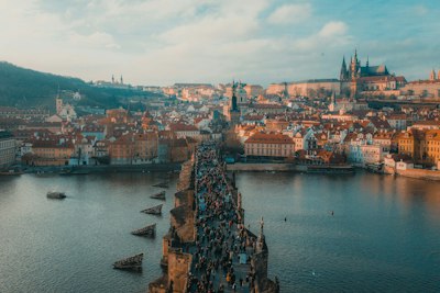 Prag (PRG)