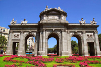 Puerta De Alcalá